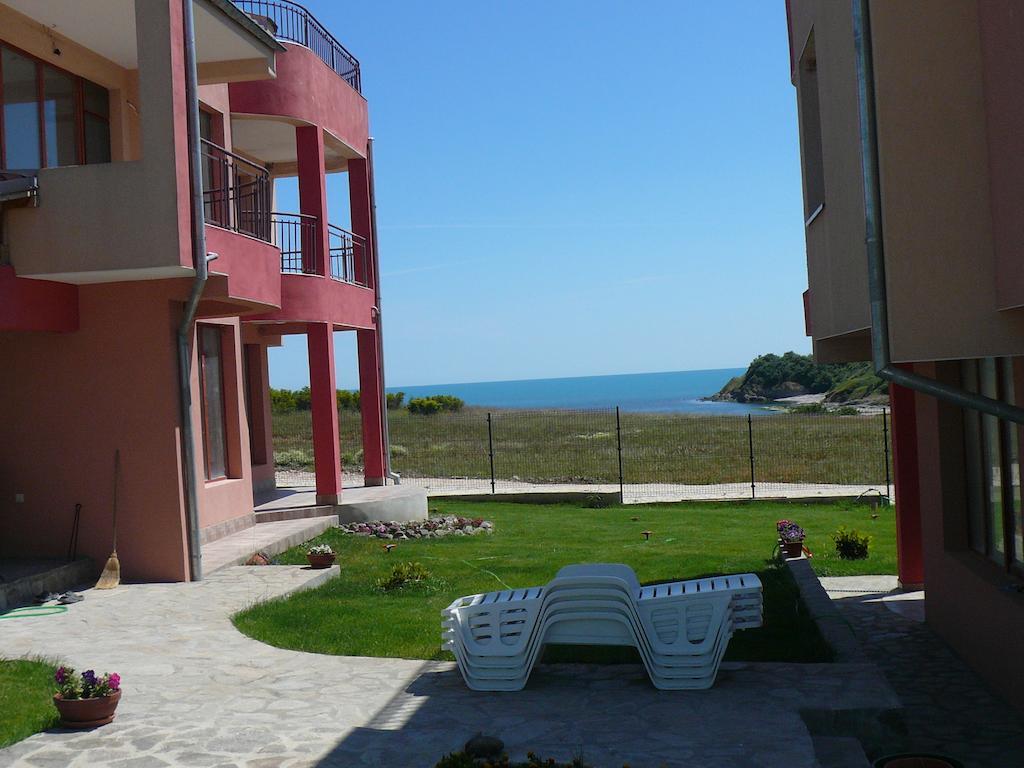Dream Bay Family Hotel Tsarevo Esterno foto
